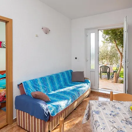 Beach Dance Apartments *