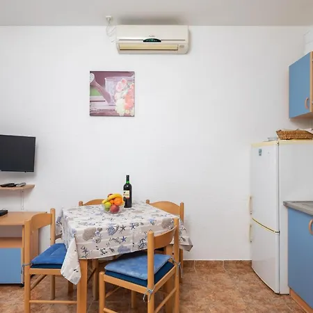Appartement Beach Dance Apartments Podstrana