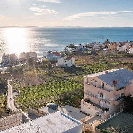 Appartement Beach Dance Apartments Podstrana