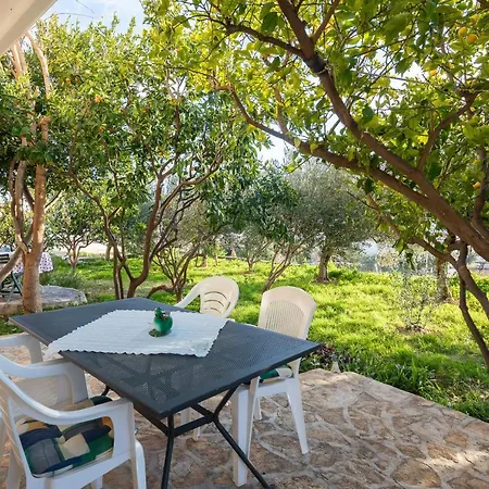 Beach Dance Apartments * Podstrana